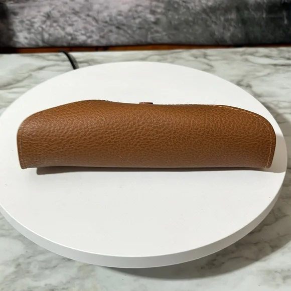 RAY-BAN AVIATOR GLASSES MADE IN ITALY 🇮🇹 Brand New. RETAIL IS $265. - Picture 17 of 17